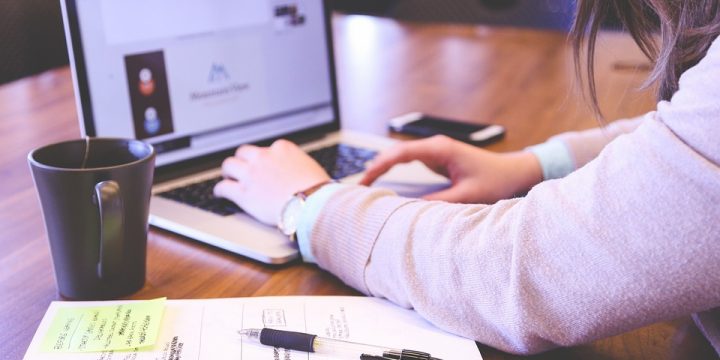 Design An Emotionally Intelligent Pitch Deck – Here’s How!